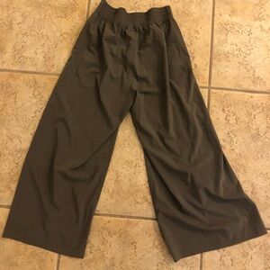 Lululemon Olive Green Pant 4